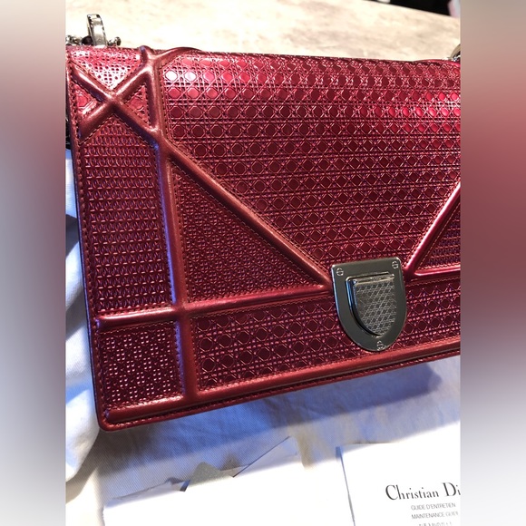 Authentic Dior Diorama Medium Bag - Picture 2 of 13